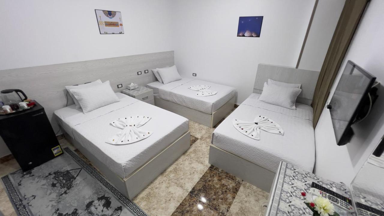 Alaskapyramidsview Kafret el-Gabal Kültér fotó