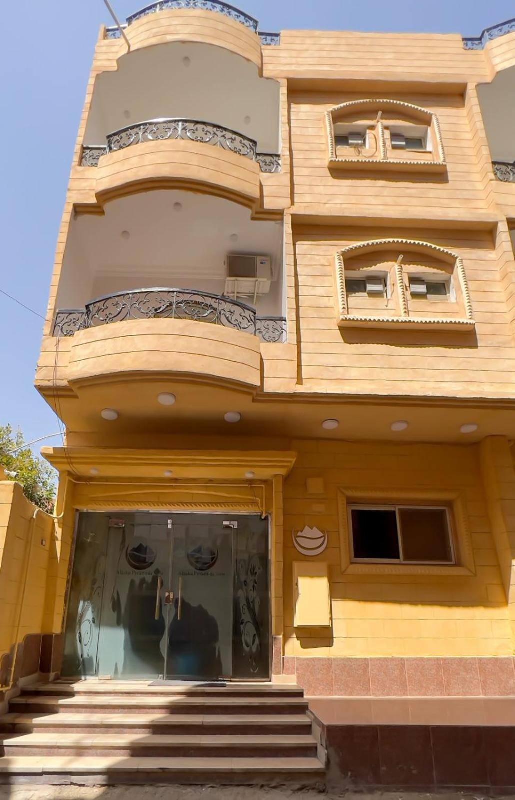 Alaskapyramidsview Kafret el-Gabal Kültér fotó